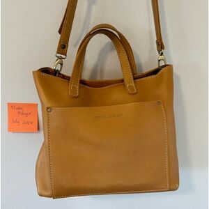 Portland Leather Goods Medium Zippered Crossbody Tote in color Honeycomb
